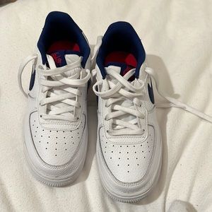 Nike Air Force blue white youth size 6